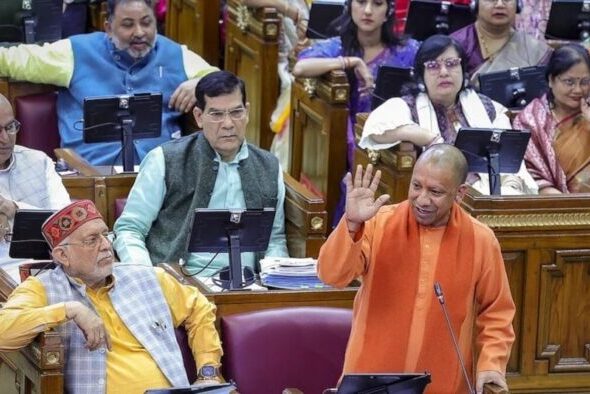 आउटसोर्स कर्मचारियों के नियमितीकरण को लेकर विधानसभा में उठा मुद्दा