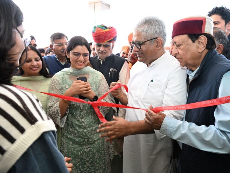 bhoopendr yaadav: paanee bachaana dharatee maata kee sachchee seva