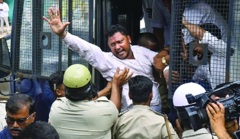 Paper Leak Protest Ends: सरकार ने मानीं CJP की मांगें